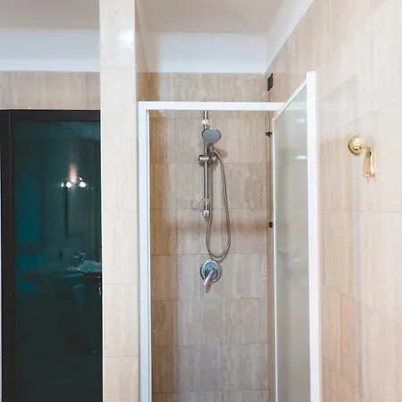 Casa Ora Nyaraló